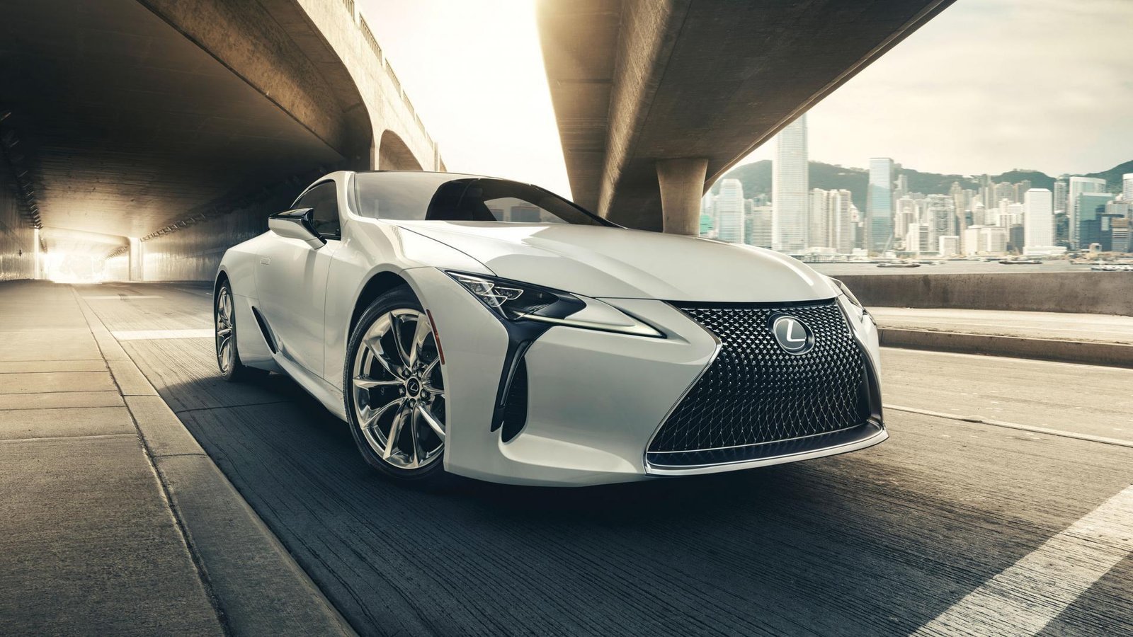 133811 lexus wallpaper.jpg